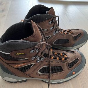 Vasque Brown Hiking Boots